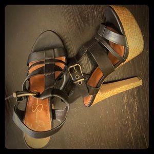 Jessica Simpson brown platform sandals size 9